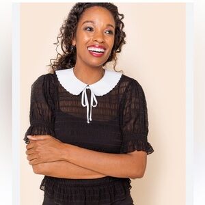 June & Ivy Francesca’s Kendra Sheer Blouse with Peter Pan Collar Size S